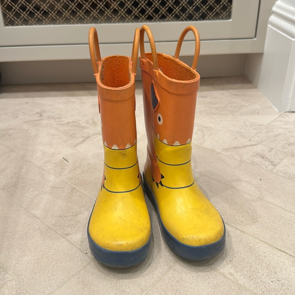 Cat & Jack Kids Rain Boots size: 9